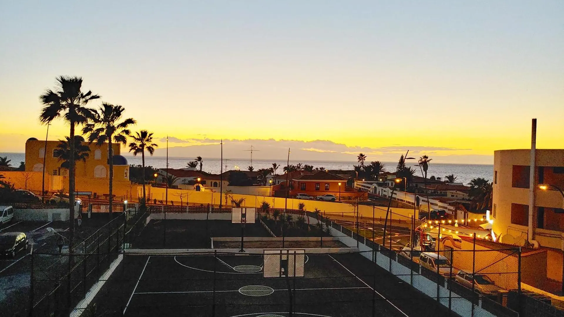 Apartment Sunny Place Playa Arena By Helloapartments Puerto de Santiago